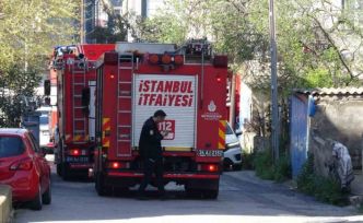 Tuzla’da giriş katında yangın paniği: Ev kullanılamaz hale geldi