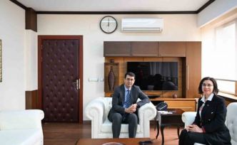 Uşak Belediye Başkan Vekili Özkan, Vali Kartal’ı ziyaret etti