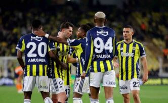 Fenerbahçe, ligde 2 maç sonra kazandı