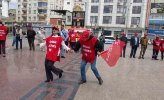 Kilis’te 1 Mayıs halaylarla kutlandı
