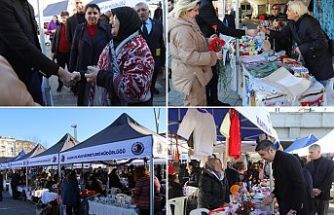 BAŞKAN YÜKSEL, KADIN EMEĞİ PAZARI’NDA ÜRETİCİ KADINLARLA BULUŞTU