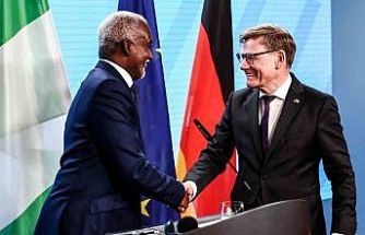 Alman Bakan Wadephul: "Suriyelilerin gönüllü dönüşü gerçekleşmezse zorla yapılabilir"