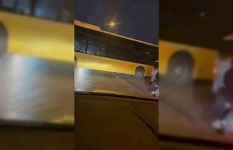 Ataşehir’de dönüş yapmak isteyen otobüs yolda sıkıştı