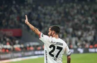 Beşiktaş: "Rafa Silva, ailesi ve menajeriyle görüşmek üzere 15 Kasım’a kadar izin istedi"