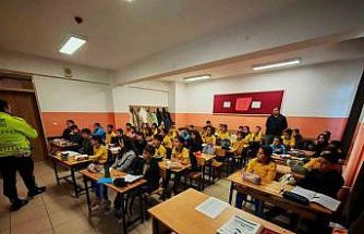 Beypazarı’nda okullarda trafik ve yaya güvenliği eğitimi