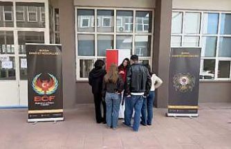 Bursa polisi, okul okul gezerek öğrencileri bilgilendirdi