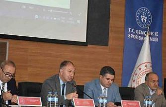 Çakmur: Başarılarımızı takım ruhu ile elde ediyoruz