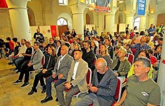 Çeşme’de satranç turnuvası düzenlendi