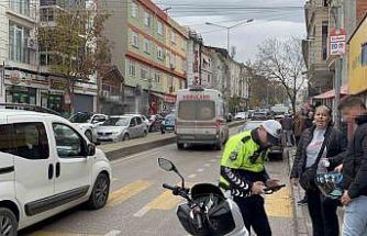 Edirne’de motosiklet devrildi, sürücü yaralandı