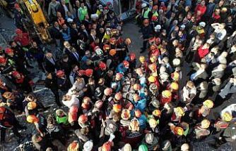 Gebze’de enkazdan sağ kurtulan Dilara, hastaneden taburcu oldu