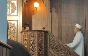 İmam hatipten örnek davranış