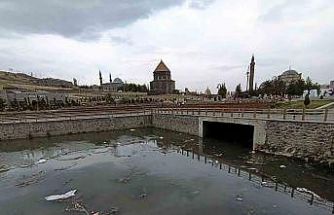 Kars Çayı alarm veriyor