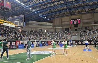 Kocaeli Kadın Basketbol - Dardanel Çanakkale Belediyespor maçı yarım saate yakın durdu