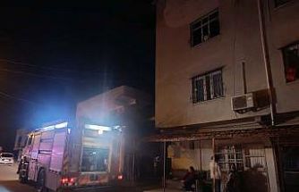 Kozan’da ikamet yangını: 4 kişi dumandan etkilendi