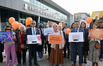 Lösemili çocuklar için gökyüzüne balon bırakıldı