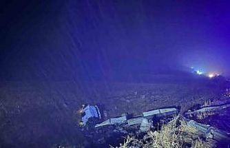 Malatya’da şarampole devrilen çekicinin sürücüsü hayatını kaybetti