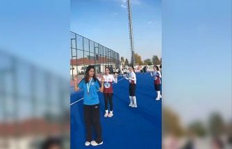 Muğla’nın şampiyon kızlarından Konya’da efsane kutlama şampiyonluk Zeybek ile taçlandı