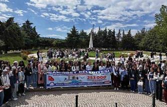 Şahinbey, 253 bin gazi torununu özel uçakla şehit topraklarına ulaştırdı