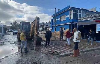 Sel mağduru esnaftan İzmir Büyükşehir’e tepki