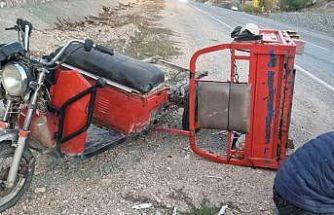 Sepetli motosiklet devrildi: 1 yaralı