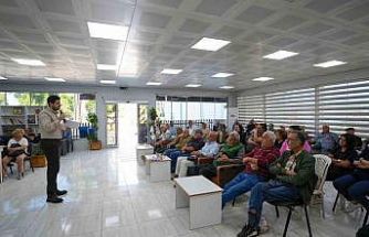 Tarsus’ta yaşlılıkta ruh sağlığı üzerine söyleşi düzenlendi