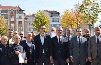 Tavşanlı Küçük Sanayi Sitesi’nde tapu sevinci