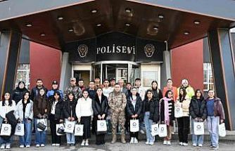 Ağrı’da öğrencilere üniversite gezisi ve emniyet söyleşisi düzenlendi