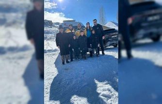 Ağrı’da sağlık ekipleri, kar ve tipiye rağmen hastalara ulaştı