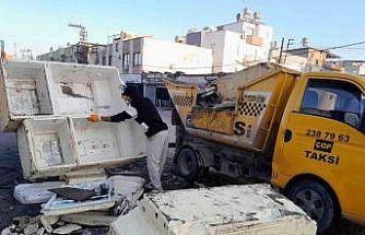 Akdeniz’in sokakları mobilya ve hurda atıklardan arındırılıyor