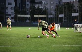 Alanyaspor, Antalyaspor maçı hazırlıklarına başladı