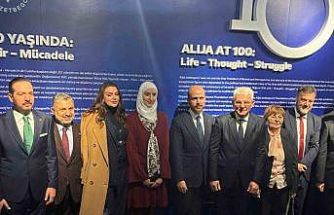 Aliya İzzetbegoviç’in 100. doğum yılına özel sergi AKM’de açıldı