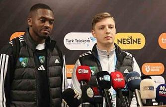 Anfernee Dijksteel: "Galibiyet alamadığımız için herkeste hayal kırıklığı var"