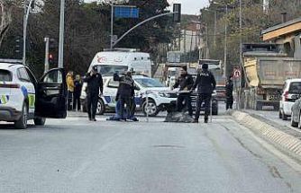 Arnavutköy’de hafriyat kamyonunun çarptığı yaşlı adam olay yerinde hayatını kaybetti