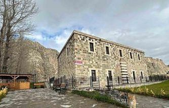 Asırların izini taşıyan Horhor Medresesi Camii, çevre düzenlemesiyle yeniden nefes aldı