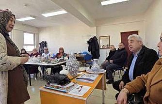 Aslanapa’da Çini Kursu ilgi görüyor