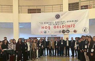 Atatürk Üniversitesi’nde "Ticari Bankacılık" paneli düzenlendi