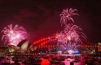 Avustralya 2026’ya havai fişek gösterisiyle girdi