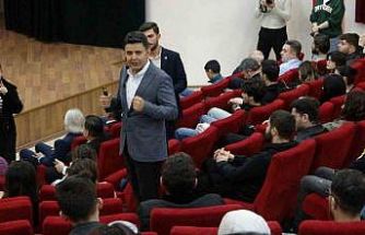 Bakan Yardımcısı Boyraz, UFest Çanakkale’de gençlerle buluştu