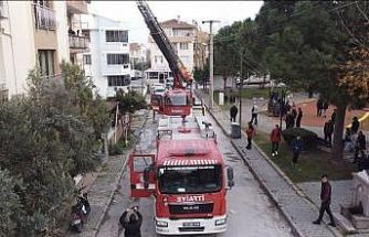 Balıkesir’de çatı yangını