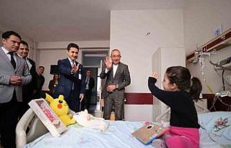 Başkan Kavuş Şivliliğe çıkamayan çocukları unutmadı