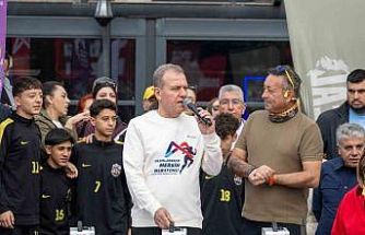 Başkan Seçer: "Mersin Maratonu, Türkiye’de organizasyon başarısında ilk sıraları zorluyor"