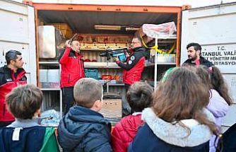 Beşiktaş Belediyesi minik öğrencilere afet bilinci eğitimi verdi