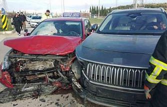 Bilecik’te aday sürücü direksiyon sınavında kaza yaptı: 4 yaralı