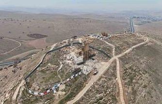 Bir yılda 400 bin kişi 3 bin yıllık kaleye çıktı