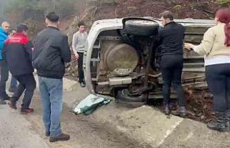 Bolu-Abant yolunda kontrolden çıkan araç, takla attı