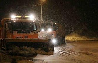 Bolu Dağı’nda kar yağışı devam ediyor