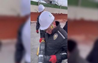 Çevik kuvvet polisine  ‘’Enkazda Arama ve Kurtarma Temel Eğitimi’’