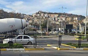 Çevre yolunda önlem alındı, yayalar üst geçide yönlendiriliyor