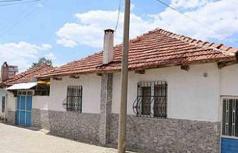 Cezaevinden izinli çıkıp karısını işkence yaparak öldüren kocaya müebbet hapis cezası