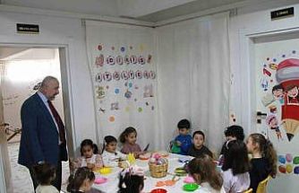 Cizre’de 4-6 yaş Kur’an kursu öğrencileri, çift dallı eğitimle hem eğleniyor hem öğreniyor